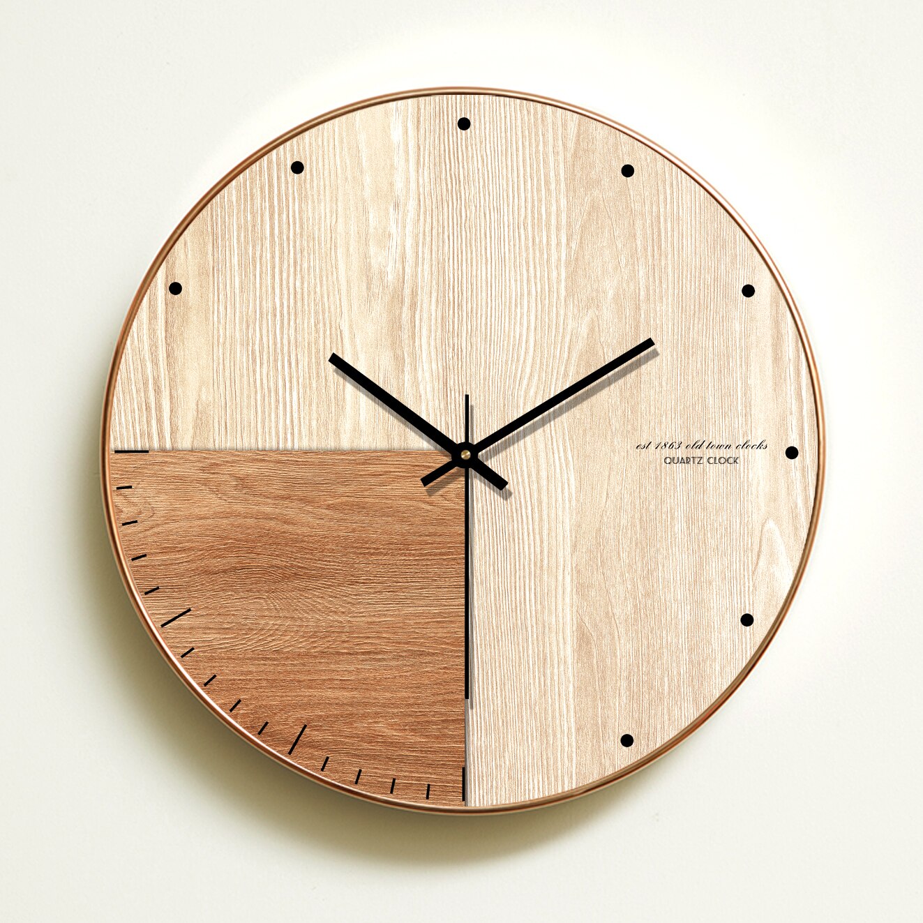 horloge murale en bois double nuance