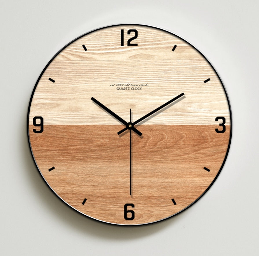 horloge murale en bois