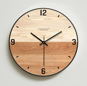 horloge murale en bois double nuance